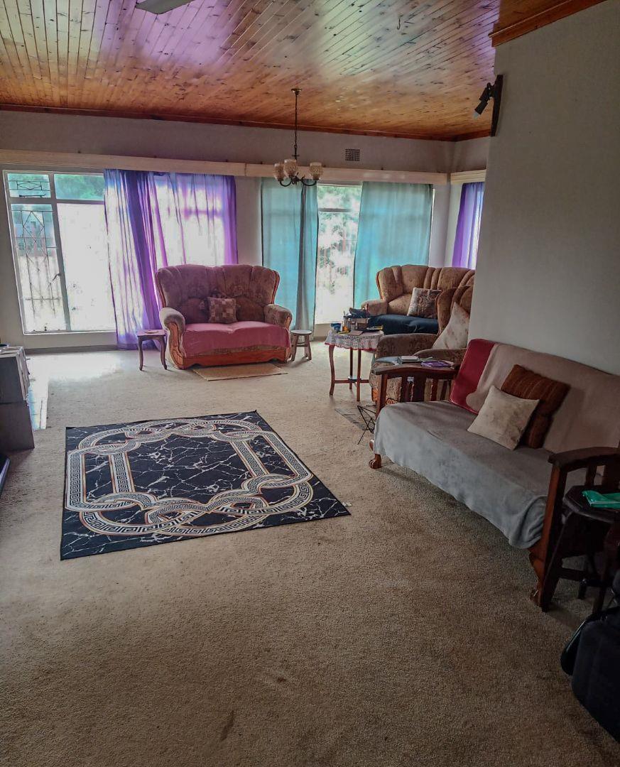 5 Bedroom Property for Sale in Villiers Free State